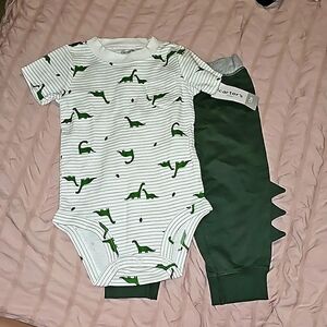 3/$30 NWT Carter's 2-Piece 12 Months Boys Dinosaur Onesie and Scale Joggers Set